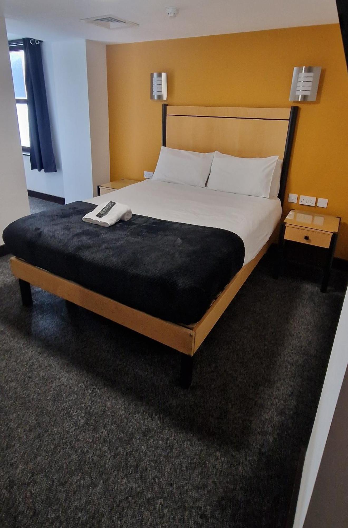 Cornmill Hotel Кингстън ъпон Хъл Екстериор снимка