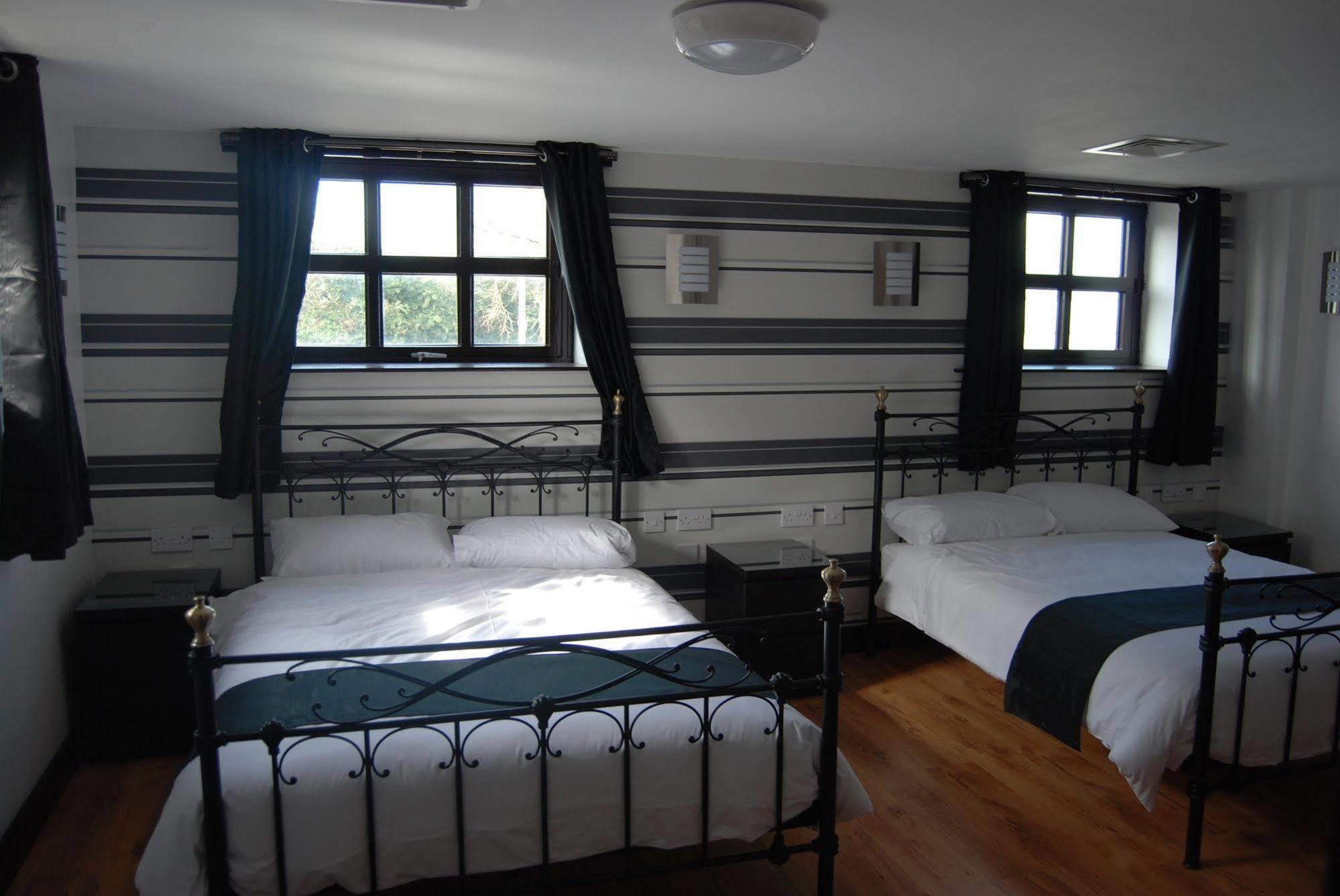 Cornmill Hotel Кингстън ъпон Хъл Екстериор снимка