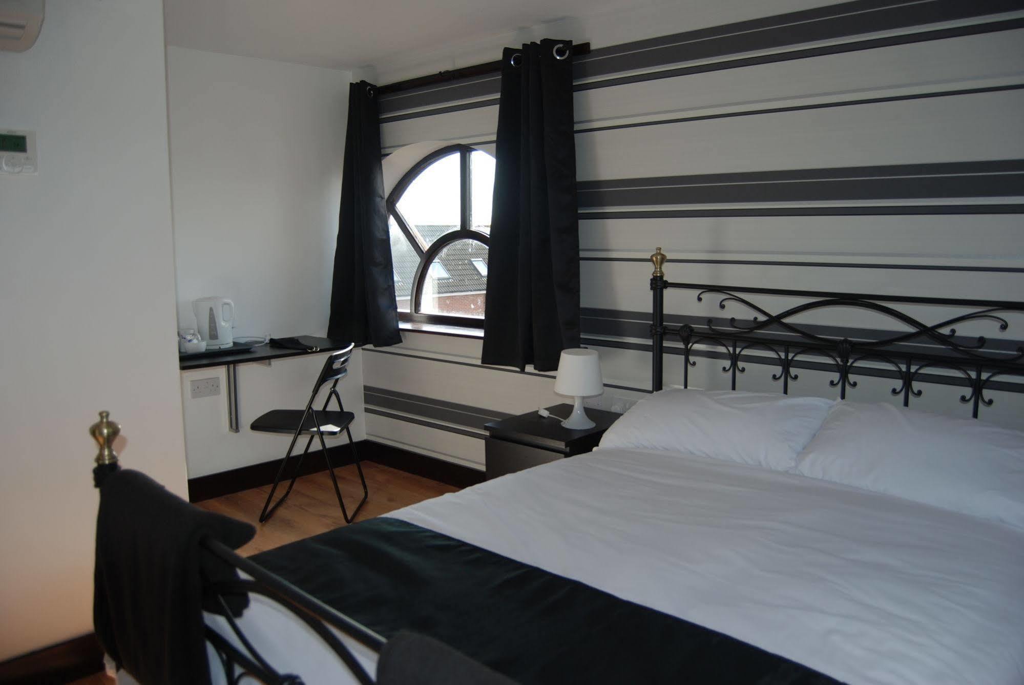 Cornmill Hotel Кингстън ъпон Хъл Екстериор снимка