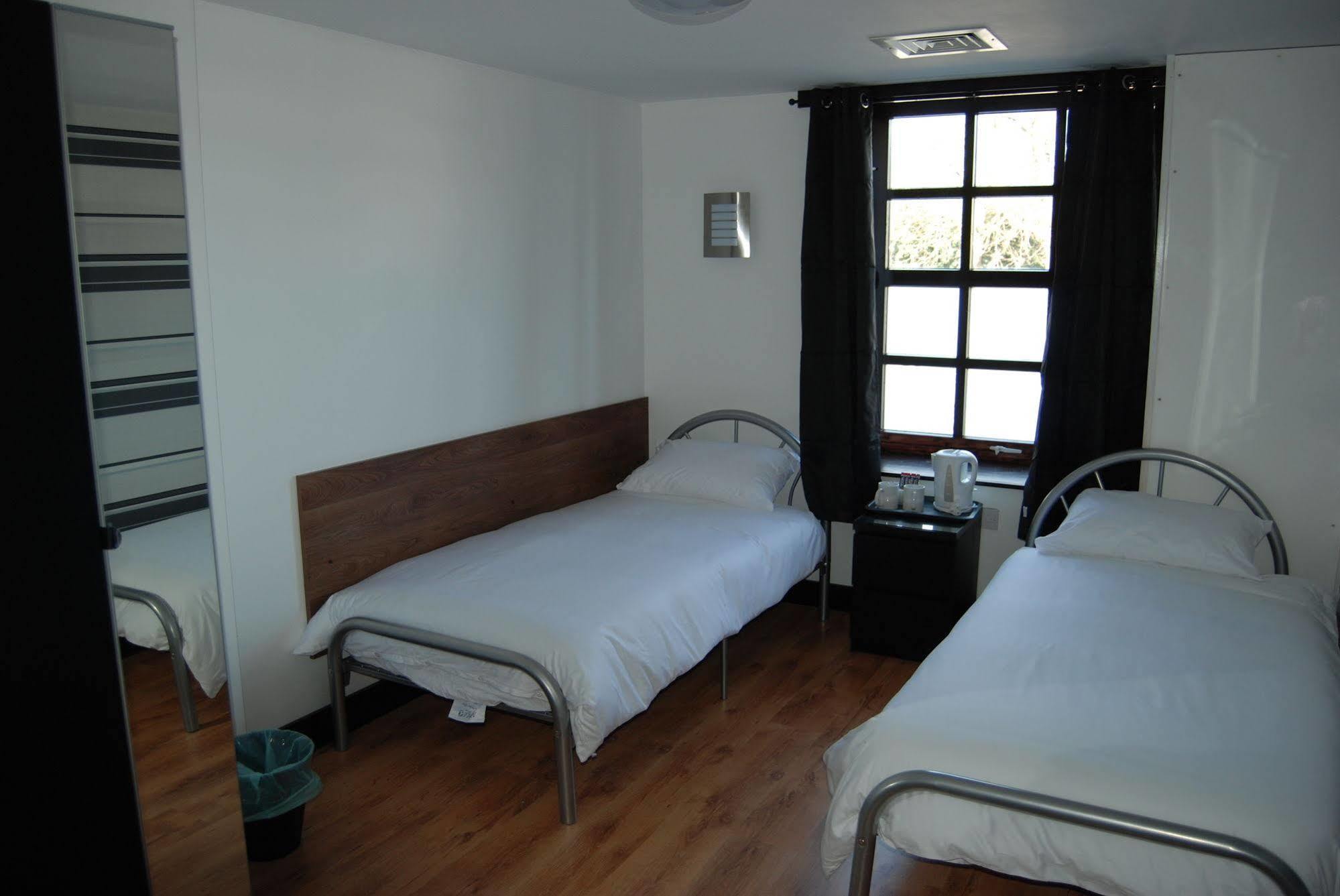 Cornmill Hotel Кингстън ъпон Хъл Екстериор снимка